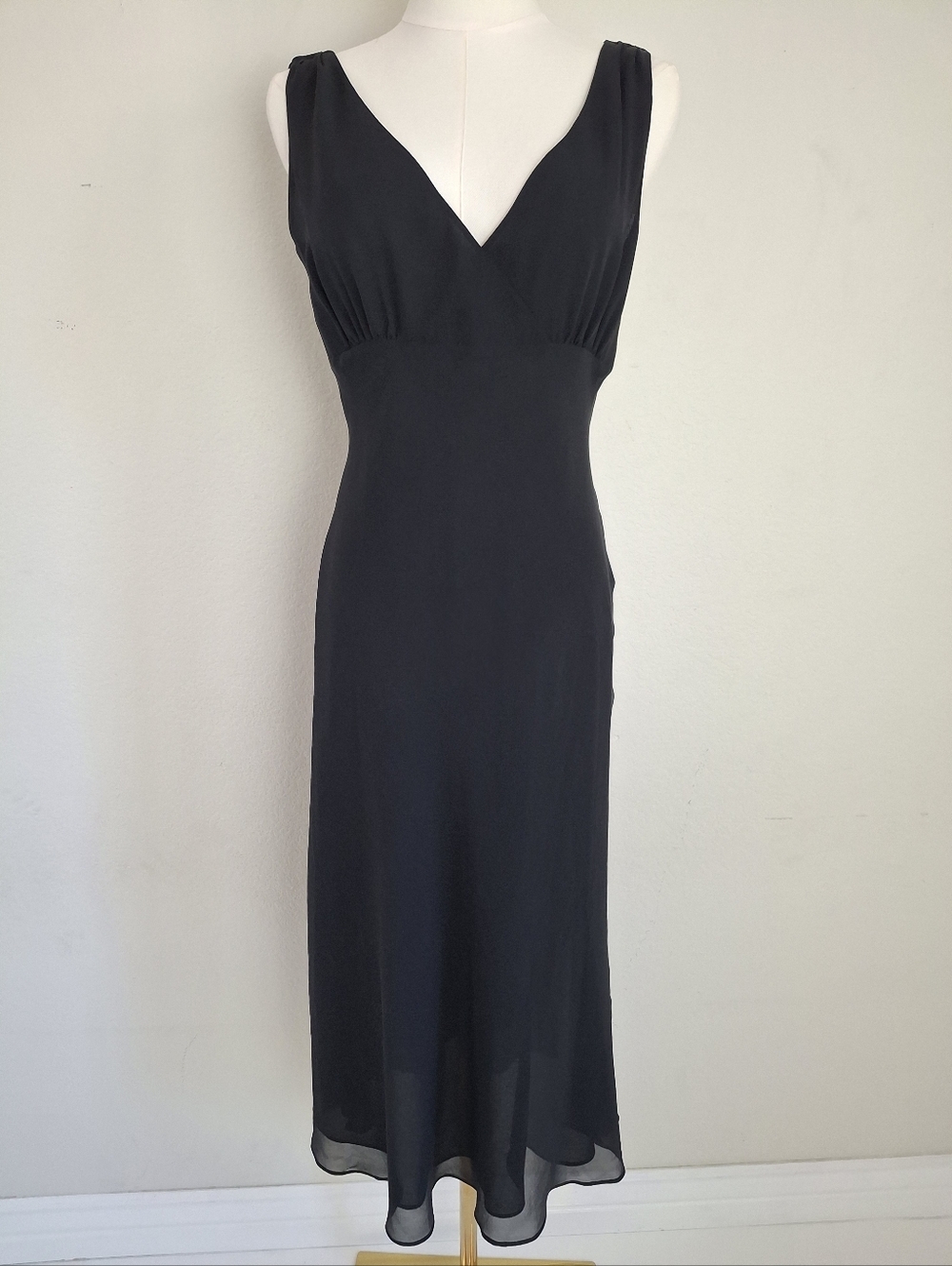 BCBG Paris Vintage Y2K Black Silk Chiffon Midi Slip Dress Size 6P